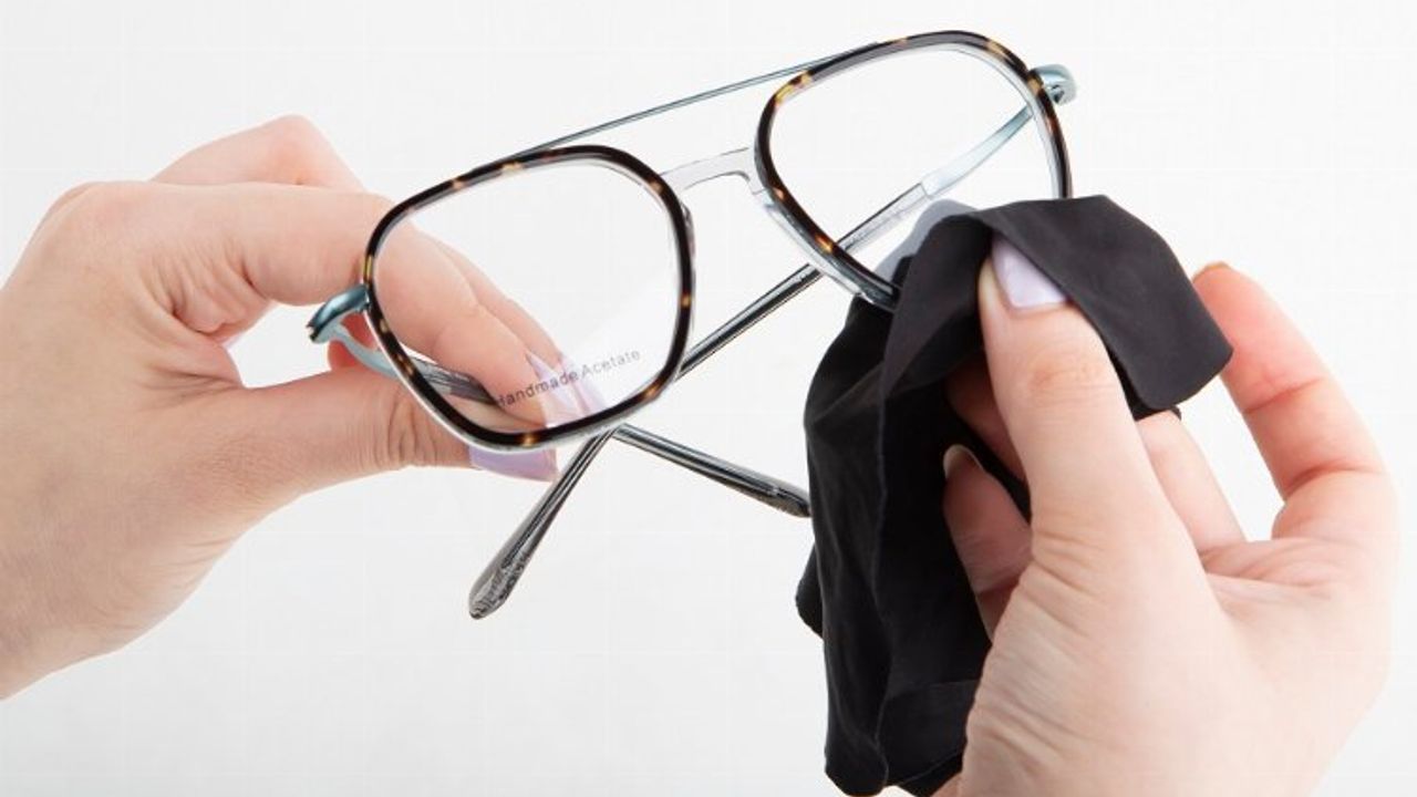 Gözlük temizliğinde 6 ipucu