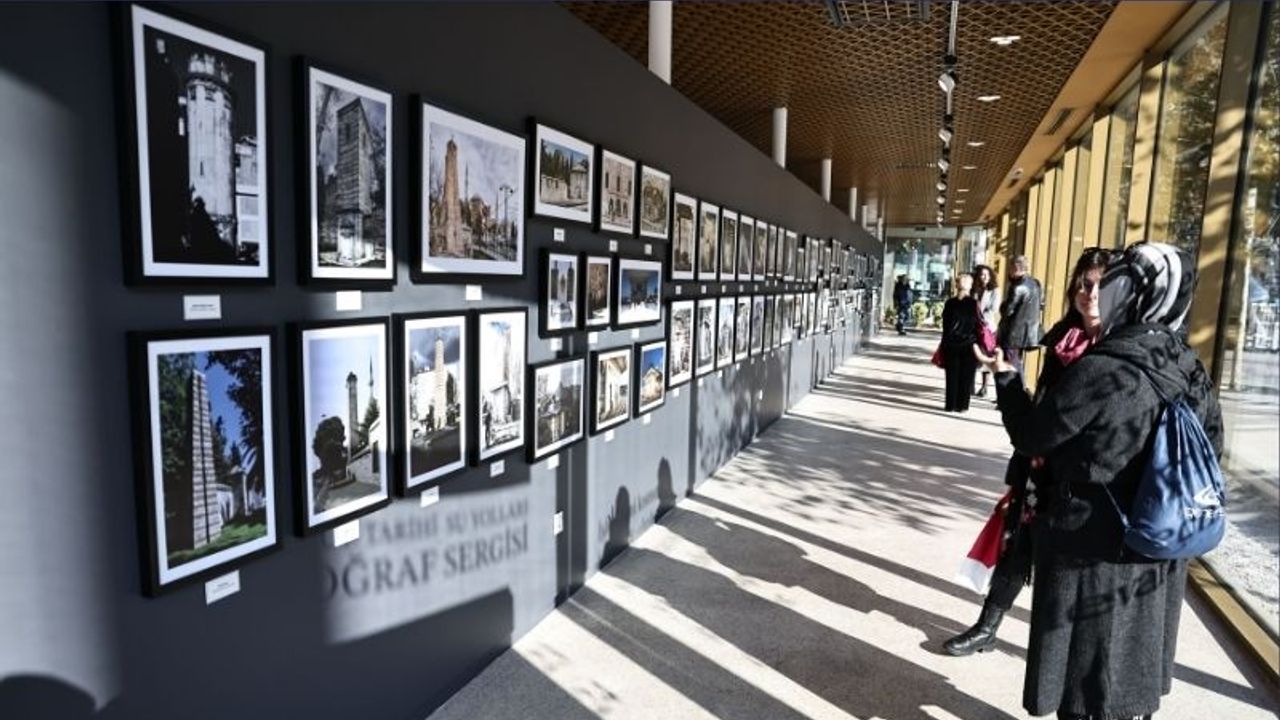 63 sanatçının 4 yılda 4 mevsim çektiği fotoğraflar “İstanbul Tarihi Su Yapıları” sergisiyle Mecidiyeköy Sanat’ta