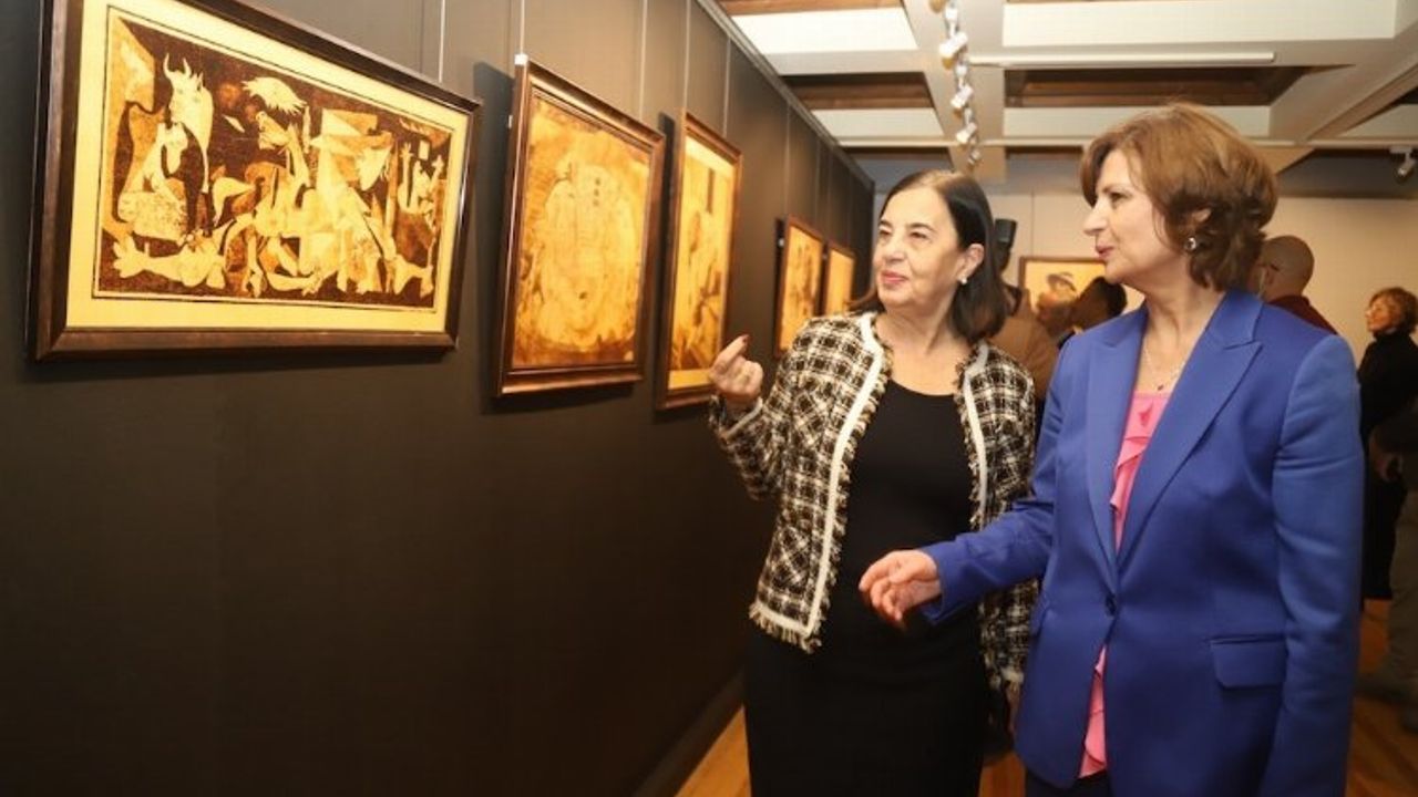 Nevzat Sinan’ın “Atatürk’ün İzinde Adım Adım Anadolu” sergisi Eskişehir Kent Müzeleri’nde