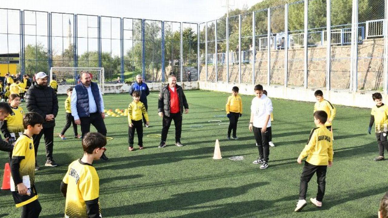 Yaşar Kemal Parkı Çiğli’de açıldı