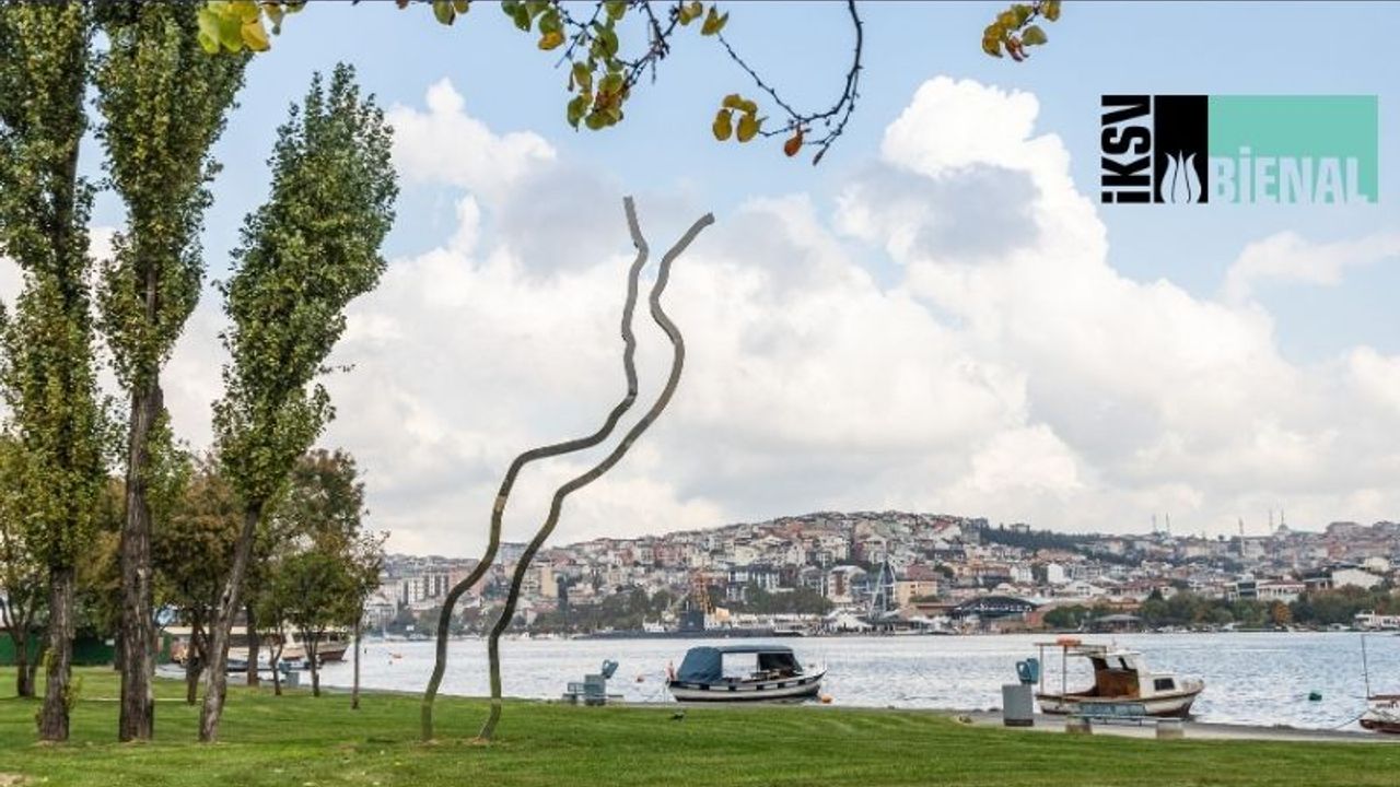 18. İstanbul Bienali 2025’e ertelendi.