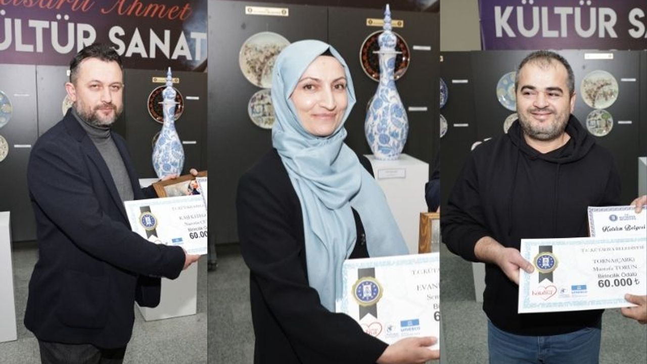 Uluslararası 1. Türk Çini Sanatı Yarışması’nda ödüller sahiplerini buldu.