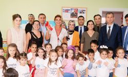 Gülben Ergen 'Çocuklar Gülsün Diye'nin 46. anaokulunu Kilis'te açtı.