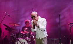 Mazhar Alanson'dan Özkan Uğur'suz zor konser!