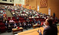 Prof. Dr. Tufan Gündüz'den KAYÜ'de konferans