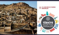 Dinlerin ve dillerin şehri Mardin’in 2024 Kültür Yolu Festivali listesine alınmaması tepki çekti.