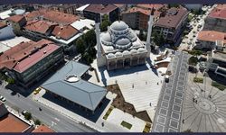 Tarihi Cedidiye Meydanı ve Camii çevresi yenileniyor.