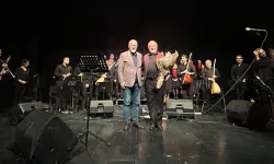 Nilüfer Türk Halk Müziği Korosu, yeni yılın ilk konserini verdi.