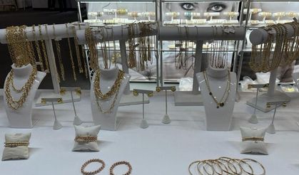 Mücevher tutkunları New York'ta buluştu