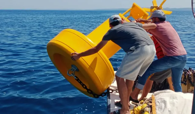 Saros'ta Uçak, Gemi ve Su Altı Tarihi Müzesinin yerlerini belirlemek için şamandıra yerleştirildi