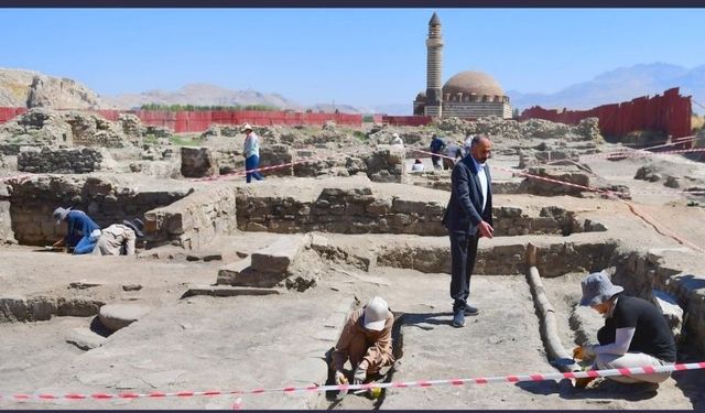 Eski Van Şehri'nde 1500 yıllık tarih gün yüzüne çıkarıldı