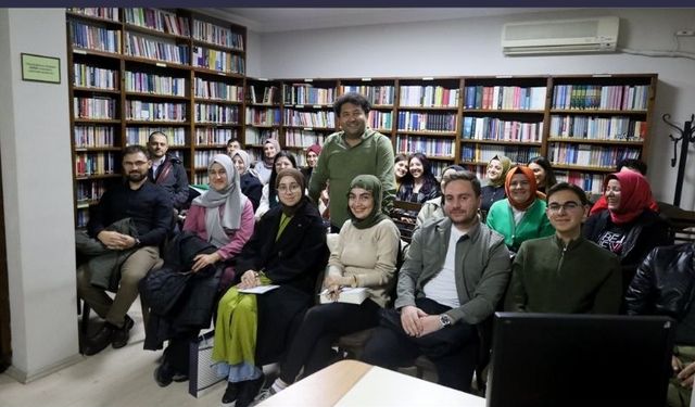 Prof. Dr. Haşim Şahin, tarih sadece savaşanlar ve yönetim şekilleriyle sınırlı değildir.