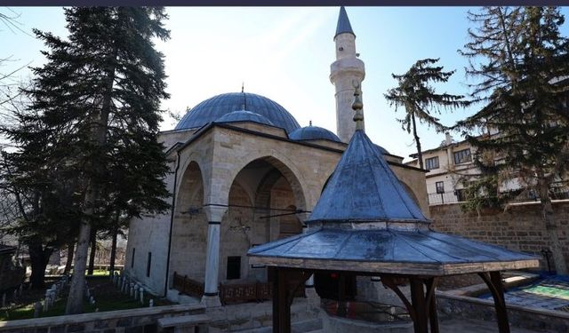 Tarihi Yunus Paşa Camii Taraklı'da yeniden ibadete açıldı