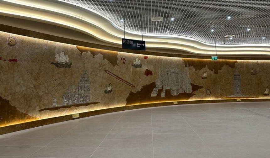 Gayrettepe Metro İstasyonu, Giovanni Ravagnani'nin tasarımı ile yolcuları Türkiye tarihinde gezintiye çıkartıyor.