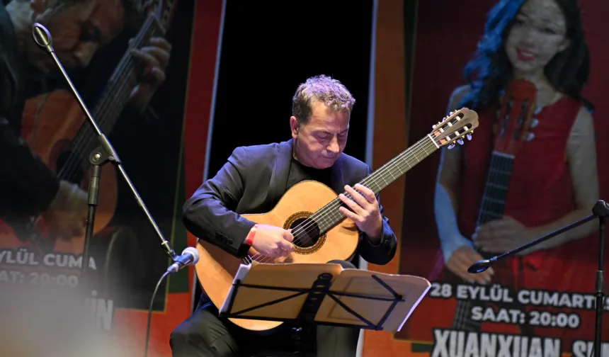 Antalya gitar festivali'nde Luciano Lombardi rüzgarı