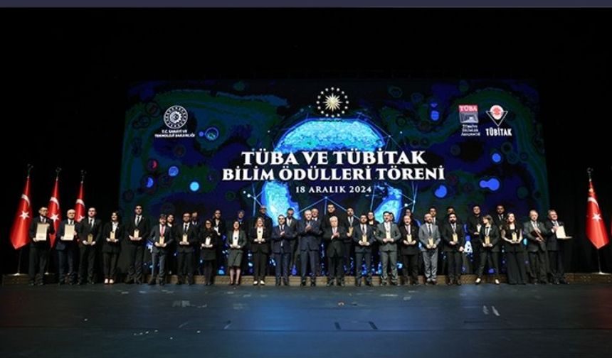 TÜBA ve TÜBİTAK Bilim Ödülleri sahiplerini buldu.