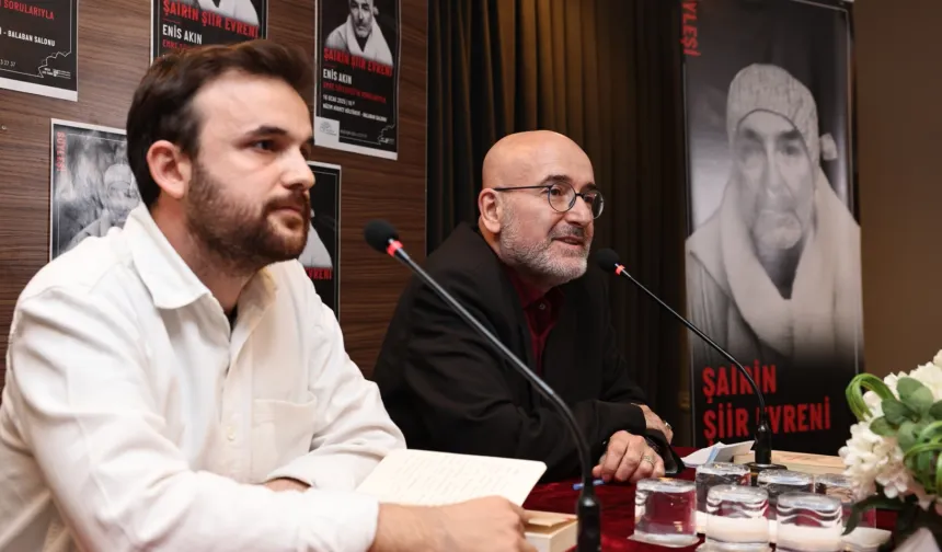 Enis Akın: Şair, kendisinin en sert, acımasız eleştirmeni olmalı